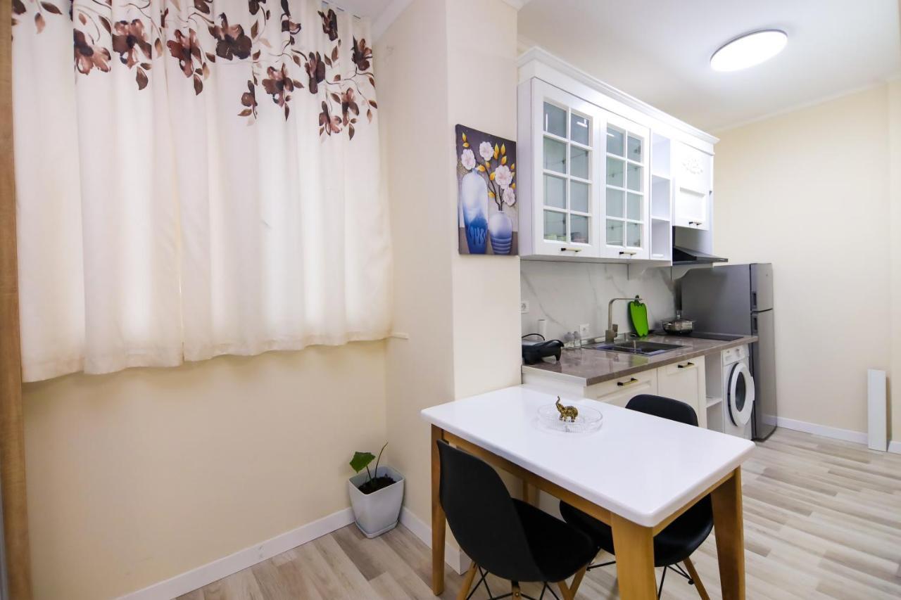Nazari Apartment 1 Tirana Zewnętrze zdjęcie