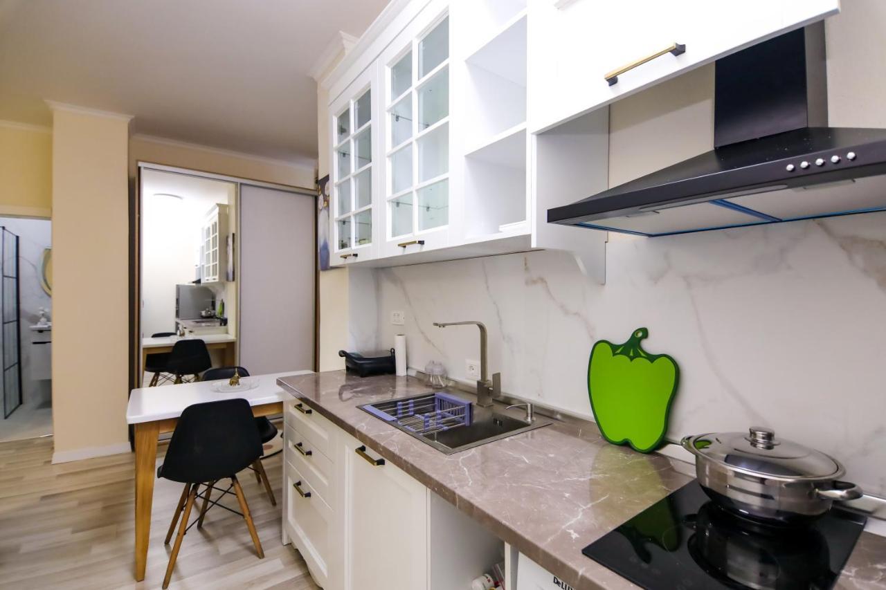 Nazari Apartment 1 Tirana Zewnętrze zdjęcie
